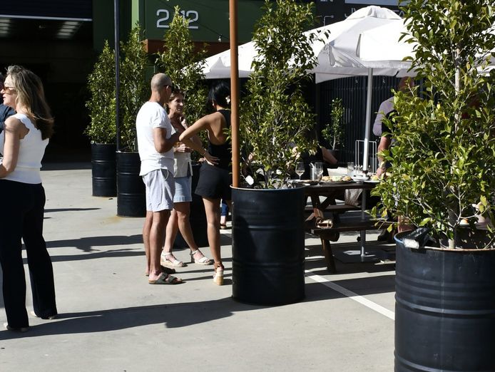 modern-brewery-distillery-amp-tap-house-in-prime-mornington-peninsula-location-8
