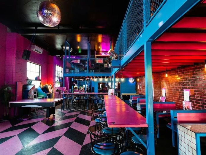 evies-disco-diner-a-vibrant-neon-soaked-fitzroy-spot-6