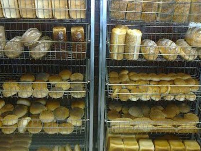 established-sandy-bay-bakery-amp-caf-233-with-loyal-local-following-2
