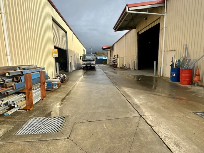 industrial-plant-amp-equipment-sale-fully-equipped-manufacturing-facility-in-y-1