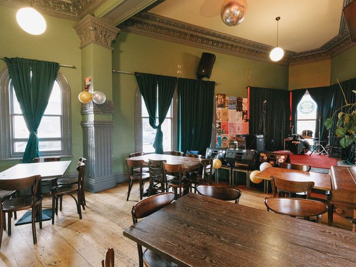 under-contract-the-fitzroy-pinnacle-7