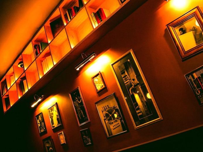 sound-music-bar-a-premier-late-night-entertainment-venue-3