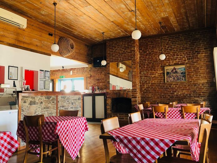 licensed-restaurant-amp-airbnb-coastal-lifestyle-opportunity-in-port-albert-1