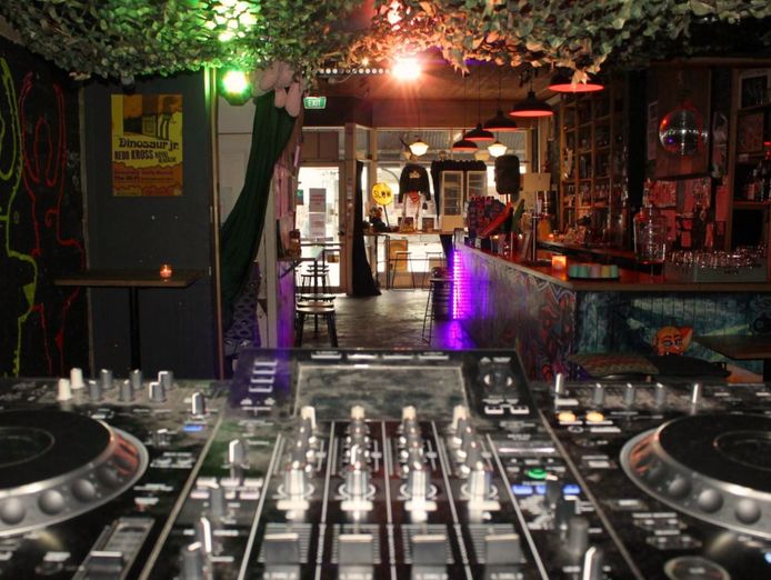 radio-bar-1p6438-2