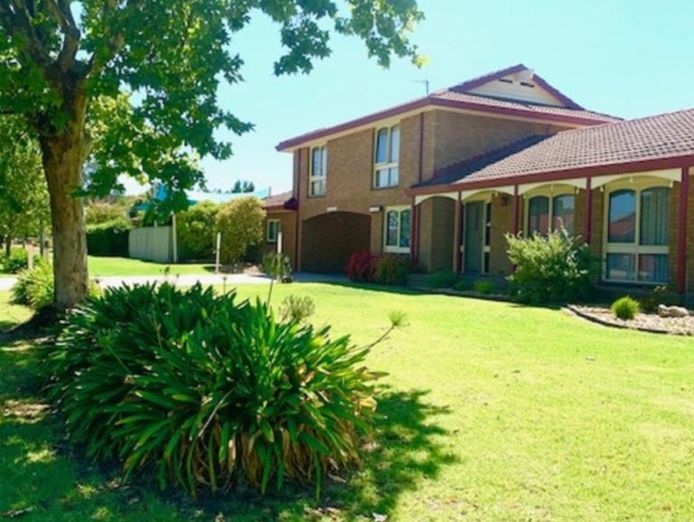 albury-city-motel-high-performing-leasehold-with-27-year-tenure-1