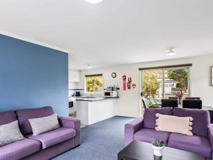 phillip-island-resort-amp-caf-233-with-growth-potential-5