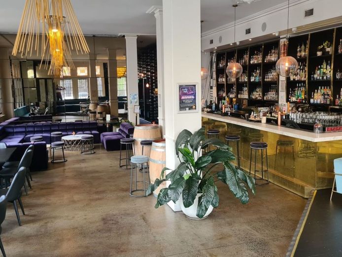 the-kilburn-a-wall-of-whiskey-1