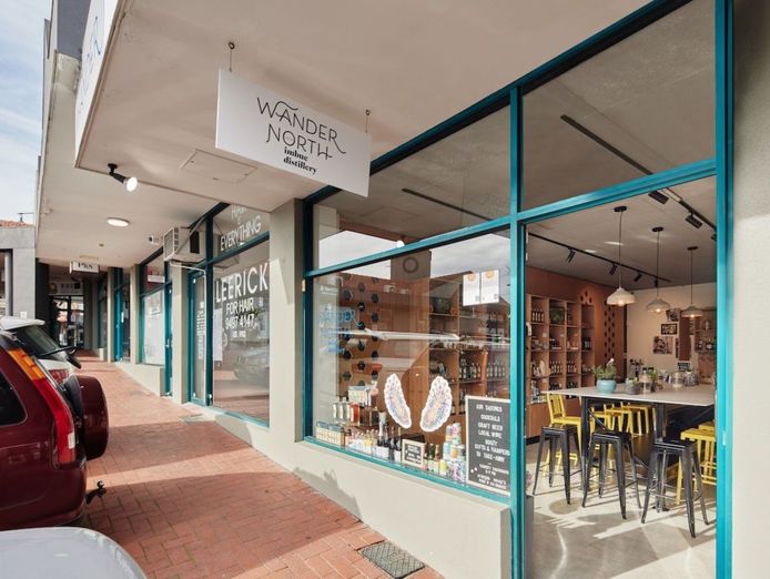 wander-north-a-gin-tasting-room-amp-bottleshop-1