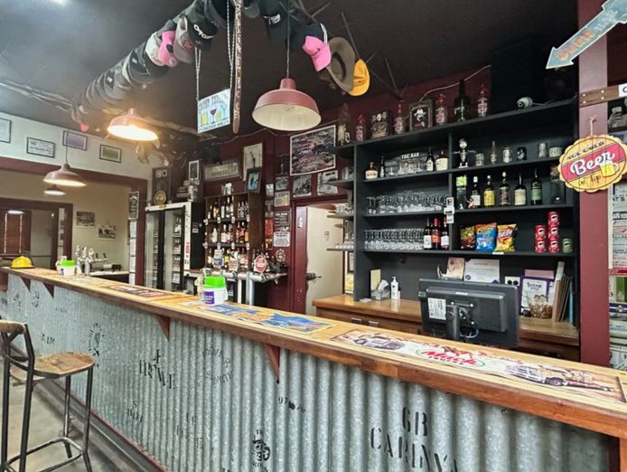gladstone-hotel-dookie-established-country-hotel-opportunity-7