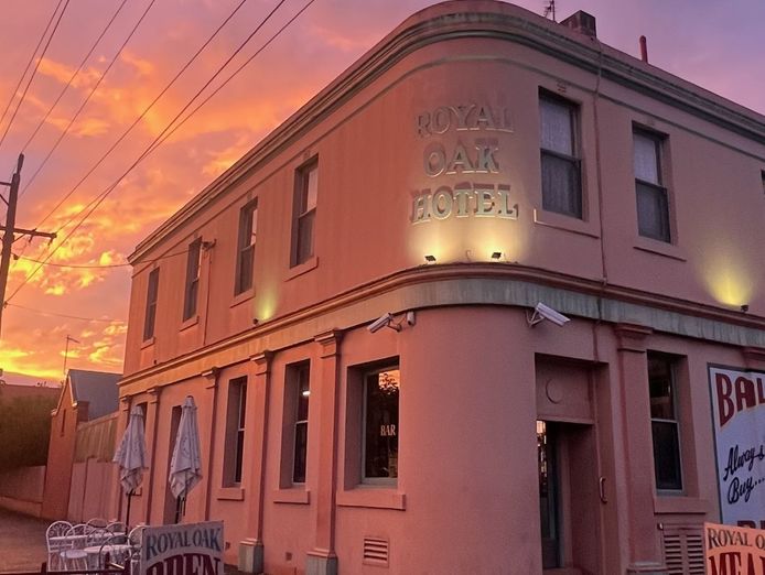 historic-ballarat-pub-with-accommodation-amp-multiple-income-streams-0