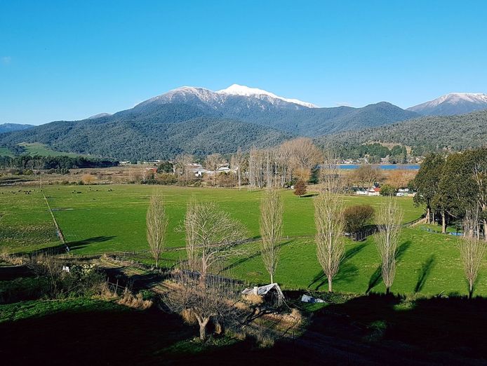 settlers-tavern-leasehold-opportunity-including-drive-through-bottle-shop-5