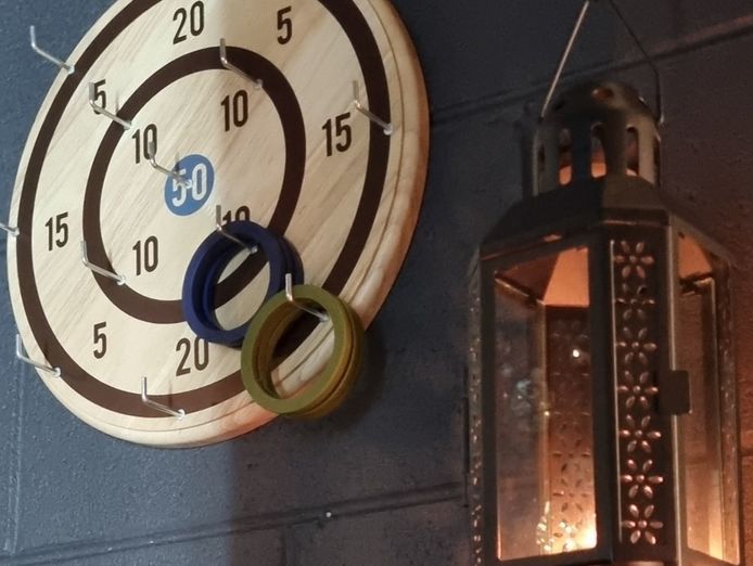 hydrant-bar-a-charming-and-stylish-local-retreat-9