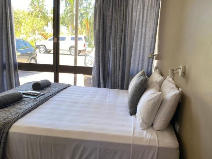 established-mackay-cbd-motel-freehold-going-concern-or-leasehold-opportunity-5