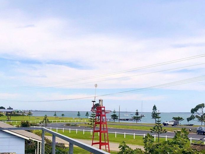 historic-coastal-gem-rodondo-accommodation-port-albert-2