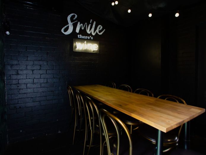 under-offer-murrumbeena-wine-bar-1p6291-5