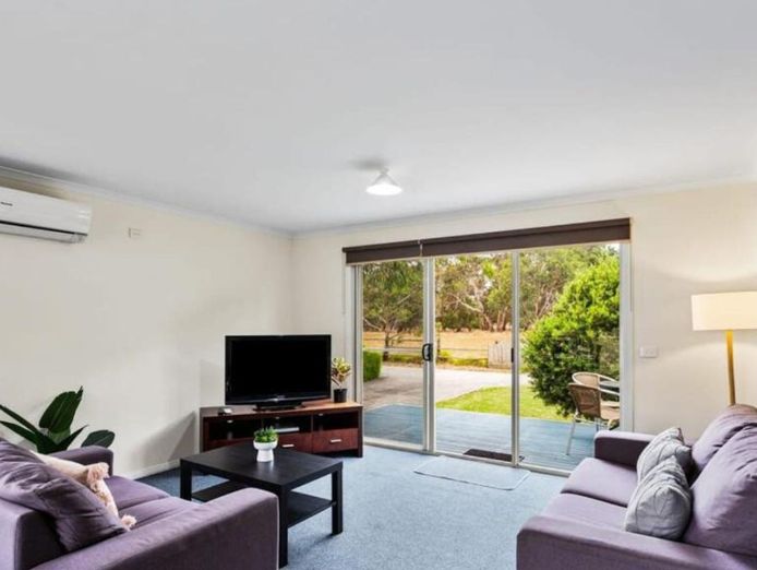 phillip-island-resort-amp-caf-233-with-growth-potential-7