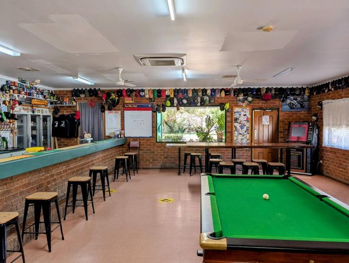 post-office-hotel-caravan-park-3