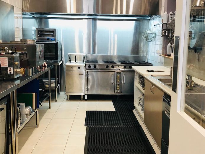 established-restaurant-in-the-heart-of-port-albert-2