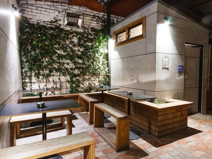 uncle-joe-39-s-wine-bar-5