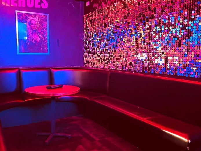 heroes-bar-9