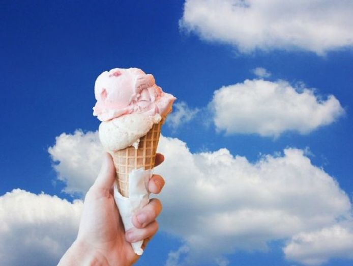iconic-amp-profitable-ice-cream-parlour-for-sale-0