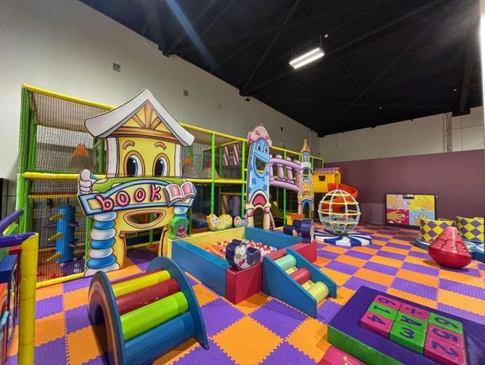 thriving-kids-play-party-and-caf-business-for-sale-0