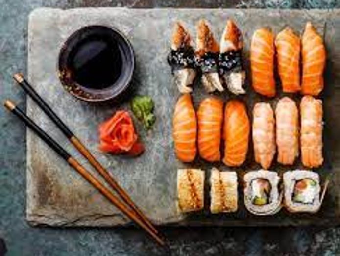 well-established-japanese-sushi-restaraunt-and-takeaway-in-the-centre-of-town-3