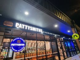 FOR SALE: Established Pattysmiths Burger Franchise for only $100,000