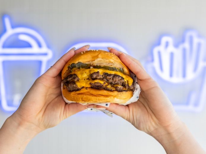 pattysmiths-franchise-smashing-burgers-stand-out-from-the-rest-croydon-vic-0