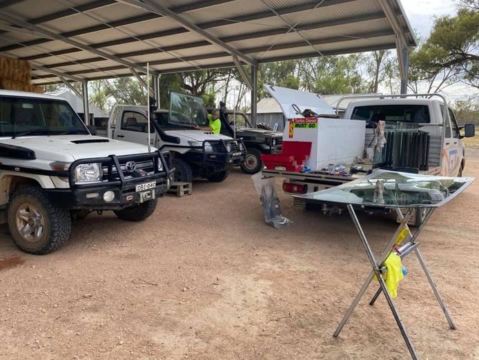 windscreen-replacements-repairs-2