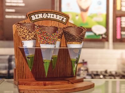 ben-jerrys-ice-cream-bar-franchise-4