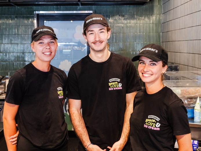 be-your-own-boss-with-ben-jerrys-scoop-shop-ice-cream-franchise-6