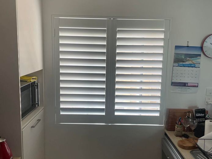 rare-find-blinds-shutters-awnings-38-years-young-4