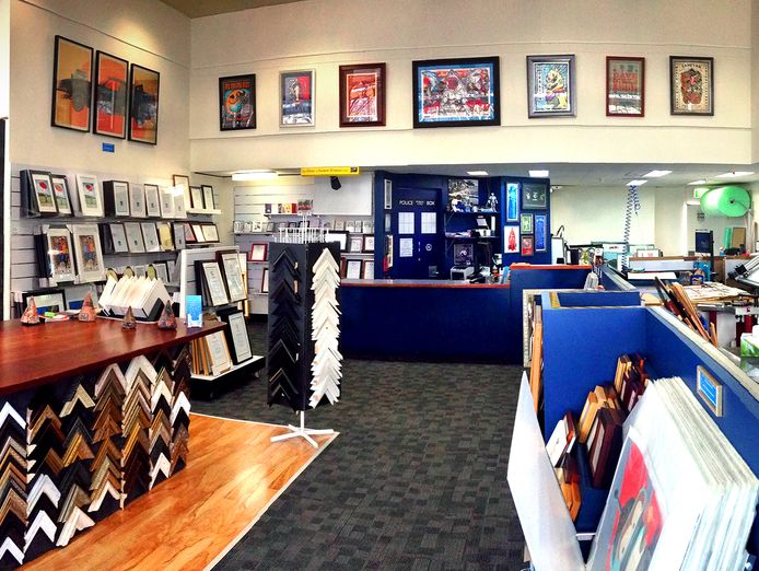 custom-picture-framing-in-the-city-1