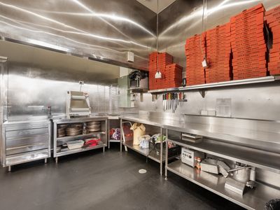popular-eatery-with-established-trade-7