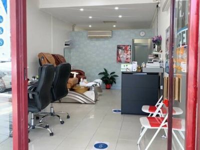 Nail salon for sale for Sale in Queens, NY - OfferUp | Nail salon for sale, Nail  salon, Nail salon and spa