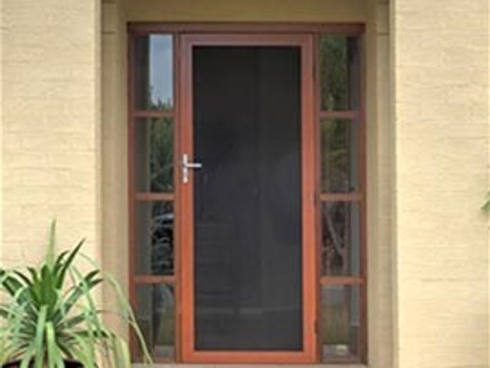 market-leading-screen-doors-newcastle-area-3