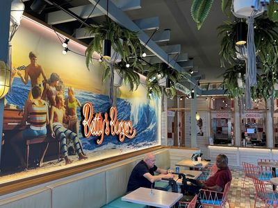 bettys-burgers-torquay-village-vic-existing-store-for-sale-2