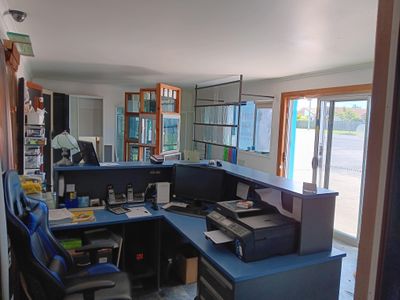 hervey-bay-glass-glazing-screens-nicely-settled-located-loaded-with-work-3