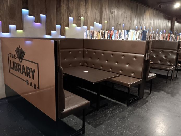 buy-two-fabulously-fitted-out-bars-for-the-price-of-one-5