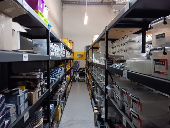 thriving-online-auto-parts-business-for-sale-1