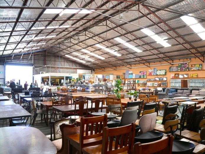 love-to-buy-sell-or-haggle-then-you-will-love-the-bundaberg-tender-centre-0