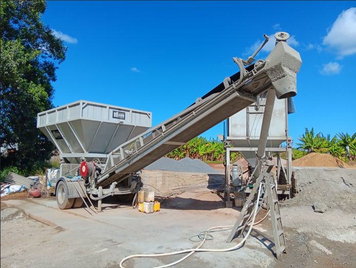 cash-in-on-the-construction-boom-with-this-mini-concrete-mixer-delivery-business-4