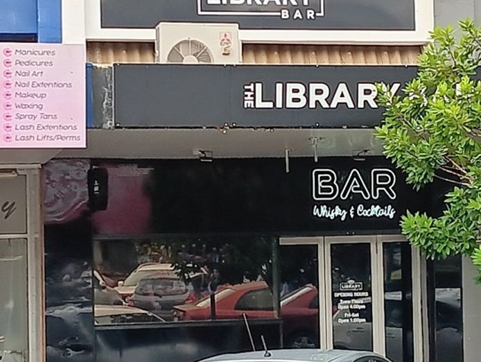 buy-two-fabulously-fitted-out-bars-for-the-price-of-one-4