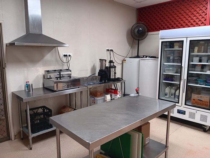 the-ambience-and-aroma-of-this-cafe-coffee-shop-demands-that-clients-come-in-6