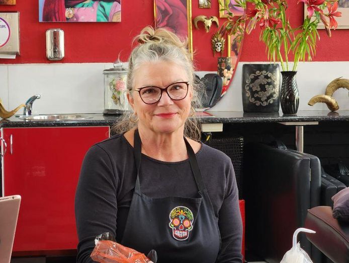 established-tattoo-parlor-for-sale-15-years-in-business-ref-25001004-0