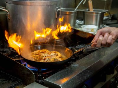 a-successful-restaurant-for-sale-located-on-riverwood-retail-strip-5