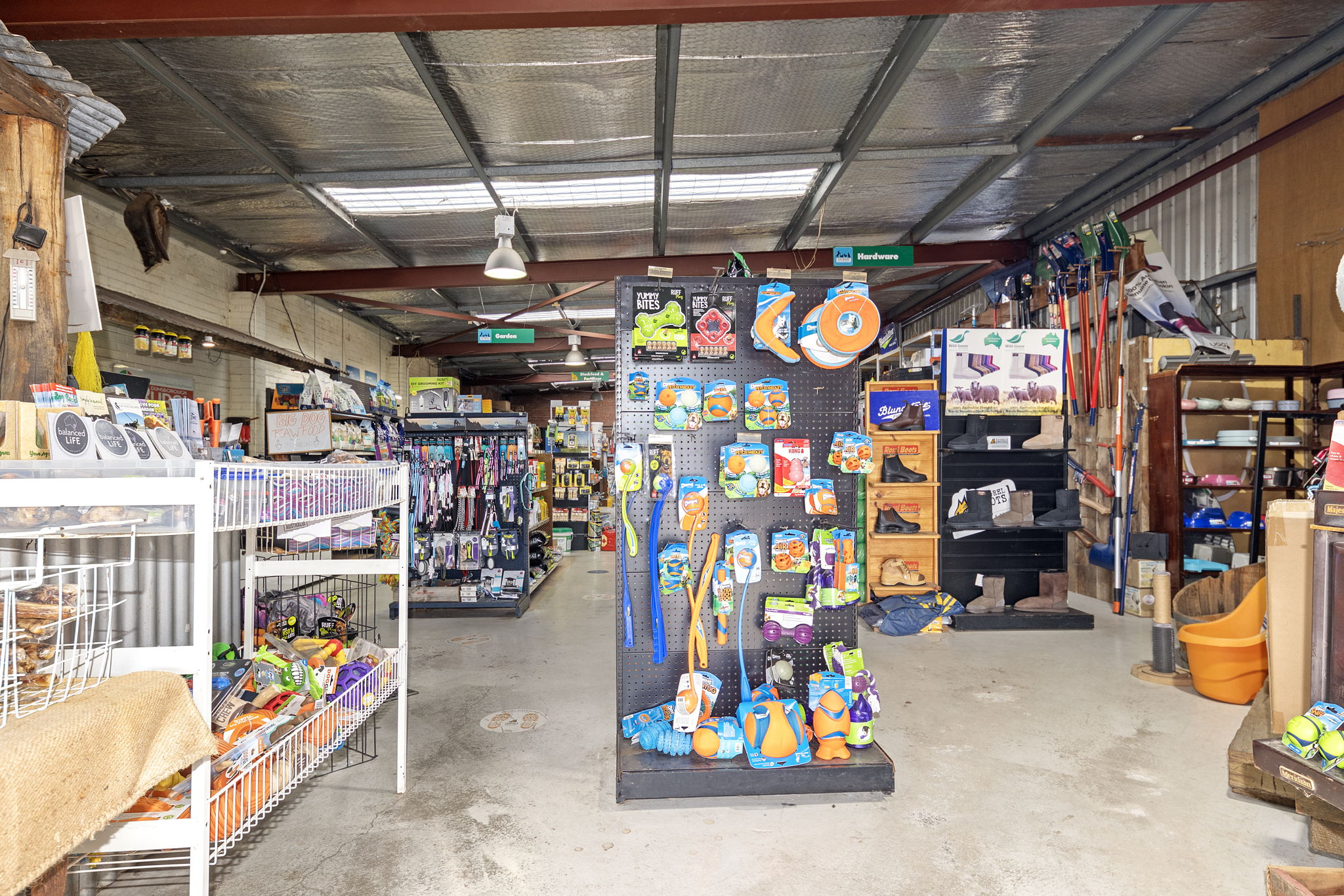 Dunsborough Rural Supplies & Elgas Distribution In Dunsborough Wa, 6281 