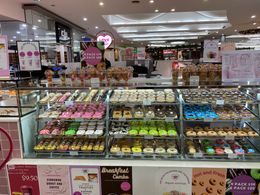 Looking to Start Your Own Donut & Takeaway Coffee Shop? Store Set & Ready to Go!