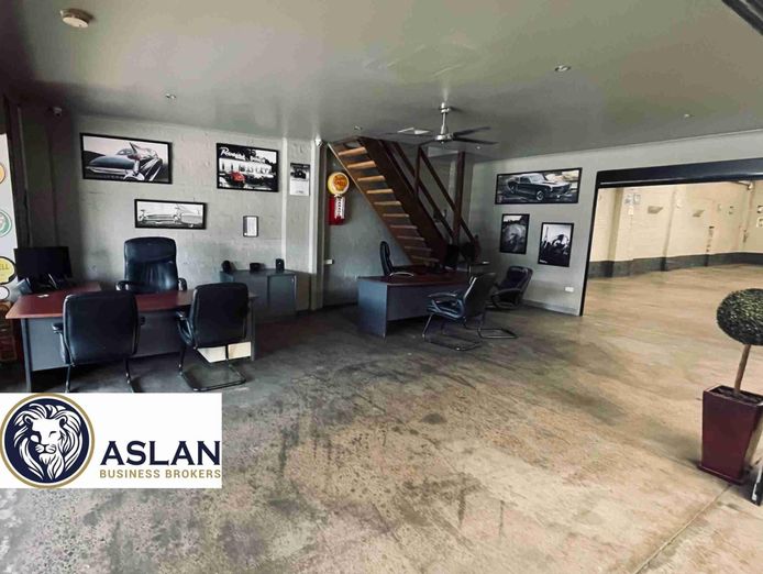 high-exposure-car-yard-for-lease-7